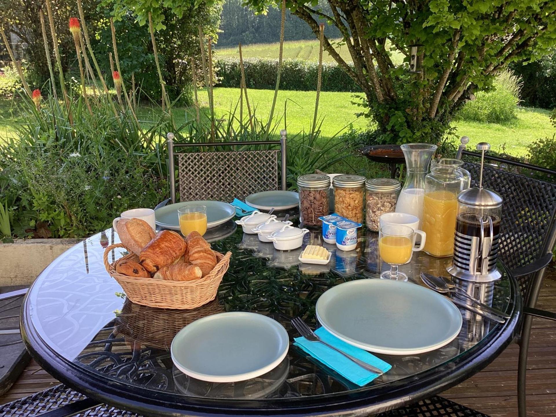 La Ruche Bed & Breakfast Paizay-Naudouin-Embourie Exterior photo